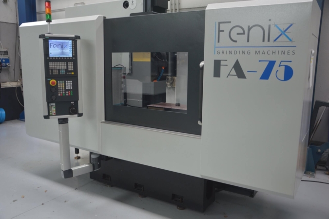 Rettificatrice tangenziale a tavola lineare Fenix FA 75